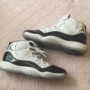 Jordan concords 11 size (6y) goodcondition worn 1x